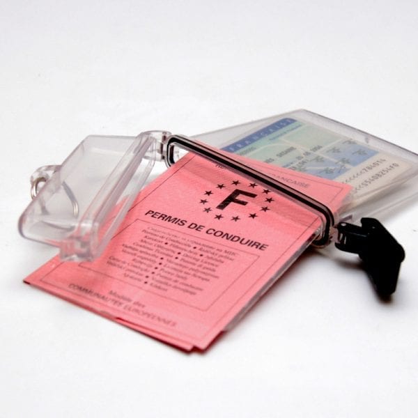 boîtier hermétique avec anneau, adapté au format carte d'identité